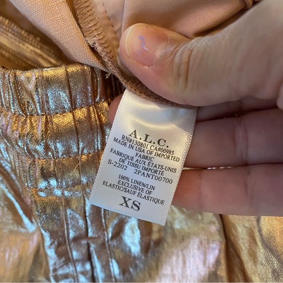 ALC Linen Metallic Rose Gold Shorts - Picture 9 of 12